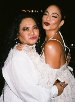 Gina Guangco with her daughter Vanessa Hudgens.